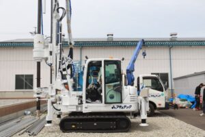 長野営業所に新しいYMB社製の地盤改良機(GI50C)が納車されました。